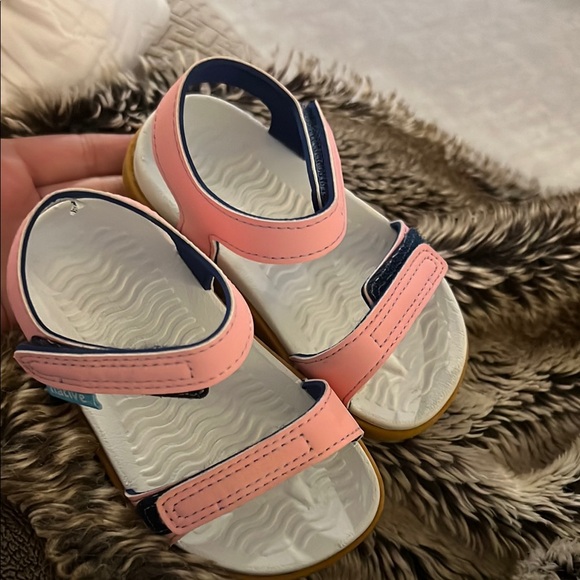 Native Kids Pink Sandals - Picture 4 of 4